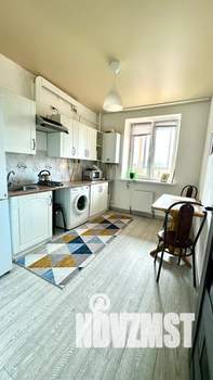 1-к квартира, посуточно, 34м2, 2/10 этаж