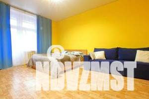 1-к квартира, посуточно, 60м2, 1/9 этаж