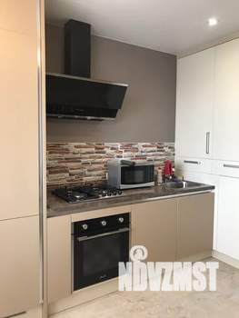 1-к квартира, посуточно, 42м2, 4/5 этаж