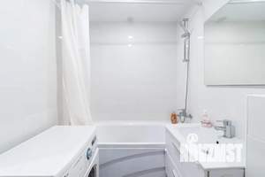 Студия квартира, посуточно, 30м2, 18/19 этаж