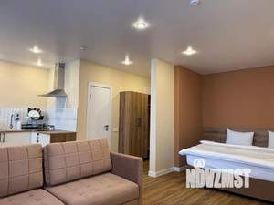 Студия квартира, посуточно, 43м2, 1/11 этаж