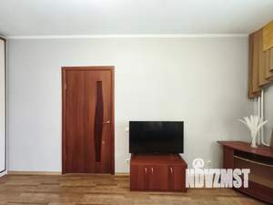 1-к квартира, посуточно, 45м2, 8/10 этаж