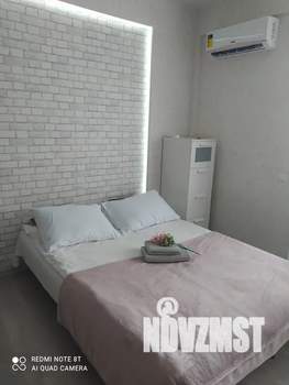 Студия квартира, посуточно, 33м2, 5/19 этаж