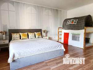 1-к квартира, посуточно, 55м2, 2/10 этаж