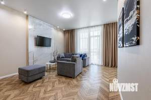 1-к квартира, посуточно, 55м2, 1/1 этаж