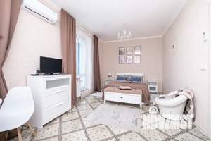 Студия квартира, посуточно, 32м2, 13/18 этаж
