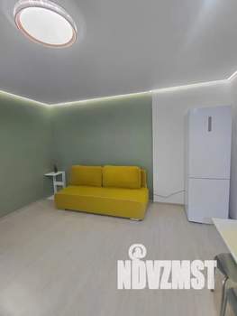 Студия квартира, посуточно, 35м2, 9/19 этаж