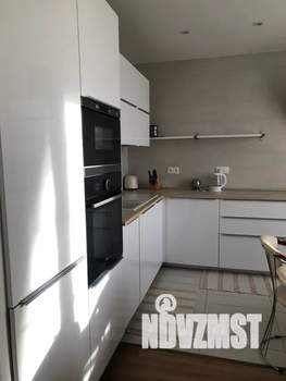 2-к квартира, посуточно, 75м2, 1/9 этаж
