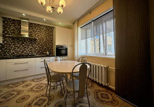 3-к квартира, на длительный срок, 96м2, 4/10 этаж