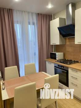 1-к квартира, посуточно, 30м2, 7/9 этаж