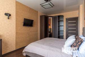 3-к квартира, посуточно, 95м2, 3/18 этаж