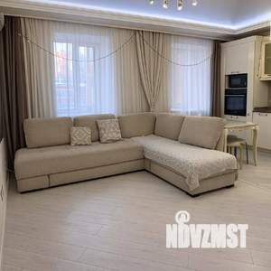 1-к квартира, посуточно, 60м2, 5/10 этаж