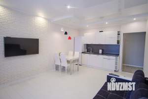 2-к квартира, посуточно, 60м2, 1/1 этаж