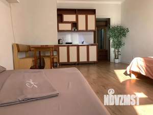 Студия квартира, посуточно, 37м2, 5/18 этаж
