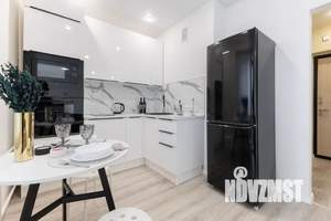 Студия квартира, посуточно, 35м2, 8/17 этаж