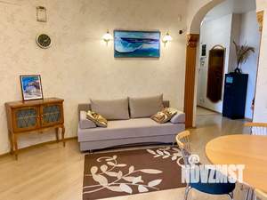 1-к квартира, посуточно, 56м2, 5/5 этаж