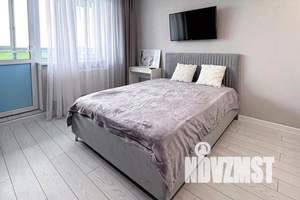 1-к квартира, посуточно, 32м2, 14/20 этаж