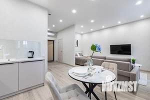 Студия квартира, посуточно, 38м2, 13/21 этаж