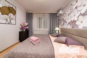 2-к квартира, посуточно, 52м2, 1/1 этаж