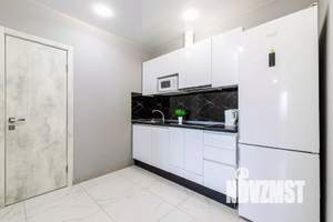 1-к квартира, посуточно, 47м2, 1/1 этаж