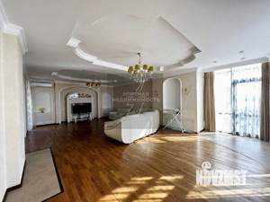 4-к квартира, на длительный срок, 220м2, 8/20 этаж