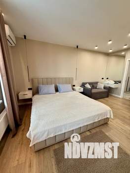 Студия квартира, посуточно, 34м2, 20/24 этаж