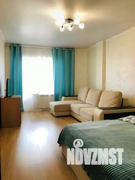 1-к квартира, посуточно, 54м2, 1/1 этаж