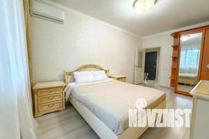 1-к квартира, посуточно, 45м2, 3/18 этаж