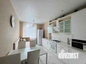 2-к квартира, посуточно, 60м2, 1/1 этаж