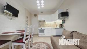 1-к квартира, посуточно, 43м2, 14/18 этаж