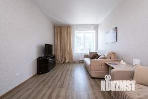 1-к квартира, посуточно, 37м2, 8/10 этаж