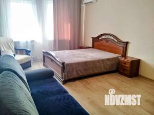 1-к квартира, посуточно, 43м2, 8/19 этаж