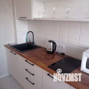 1-к квартира, посуточно, 42м2, 10/16 этаж