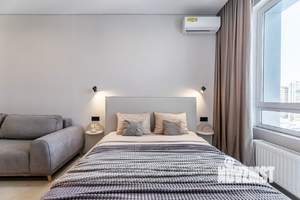 Студия квартира, посуточно, 35м2, 13/20 этаж