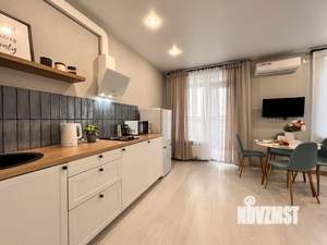 Студия квартира, посуточно, 45м2, 6/22 этаж