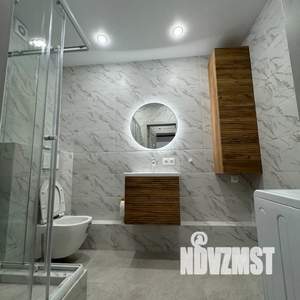 Студия квартира, посуточно, 32м2, 2/25 этаж