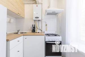 3-к квартира, посуточно, 58м2, 1/5 этаж