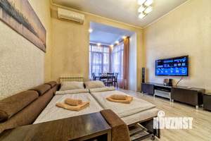 1-к квартира, посуточно, 60м2, 1/1 этаж