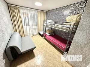 1-к квартира, посуточно, 65м2, 1/1 этаж