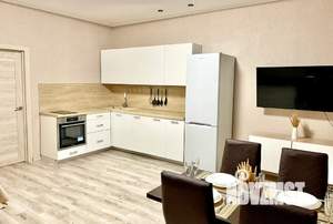 Студия квартира, посуточно, 45м2, 10/22 этаж