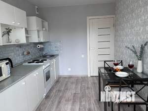 1-к квартира, посуточно, 39м2, 9/10 этаж