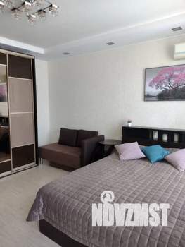 1-к квартира, посуточно, 42м2, 1/1 этаж