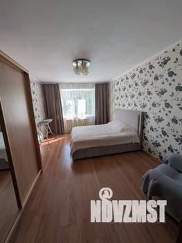 1-к квартира, посуточно, 50м2, 1/1 этаж