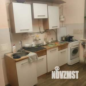 1-к квартира, посуточно, 40м2, 3/6 этаж