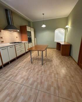 1-к квартира, на длительный срок, 65м2, 4/5 этаж