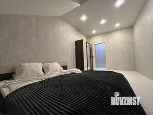 3-к квартира, посуточно, 84м2, 1/1 этаж