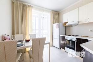 2-к квартира, посуточно, 56м2, 4/19 этаж