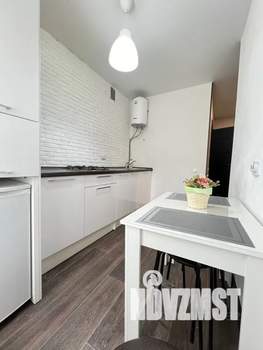 1-к квартира, посуточно, 32м2, 2/9 этаж