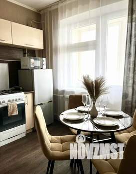 1-к квартира, посуточно, 37м2, 10/10 этаж