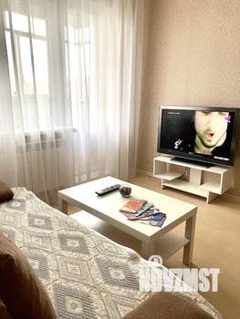 1-к квартира, посуточно, 35м2, 6/9 этаж